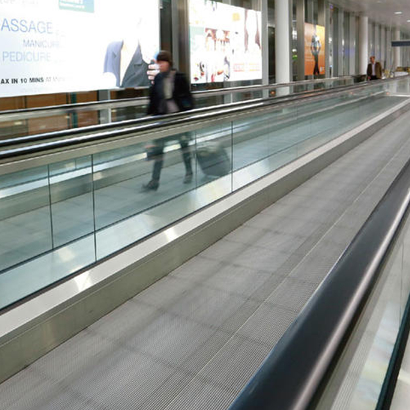 Comment un tapis roulant transforme-t-il le transport de passagers dans les grands aéroports ?