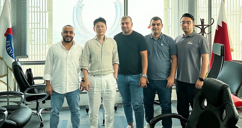 Récemment, Cong Sun, directeur du marketing à l'étranger de TENAU ELEVATOR, Gavin Yao, directeur régional du marché du Moyen-Orient, et Yangyang Li, ingénieur après-vente en technologie électrique, ont rendu visite à nos partenaires dans plusieurs pays et régions du marché du Moyen-Orient.